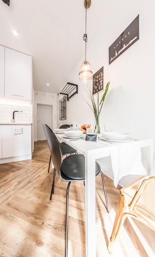 Family Luxury Gold & Playstation, 1-6, 2 Sypialnie I Salon, 100m Bazylika Apartamento Gdansk